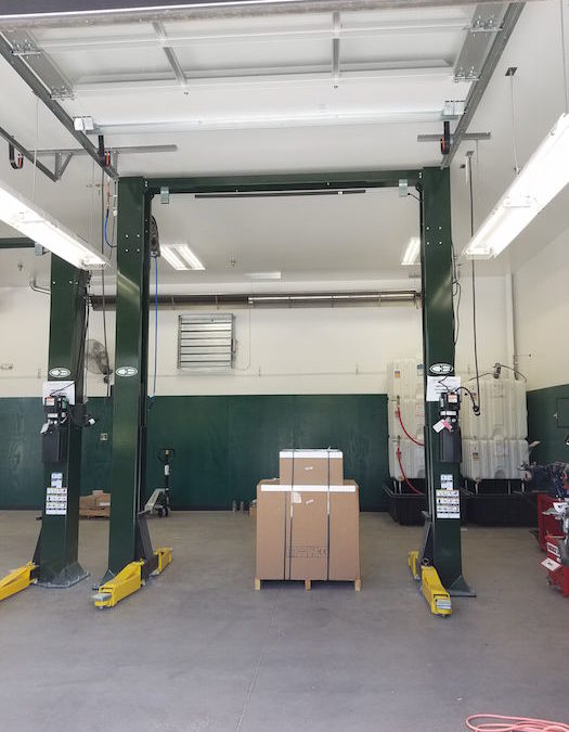 Hydraulic Car Lift Repair near me | We’ll Install IT With Excellence!