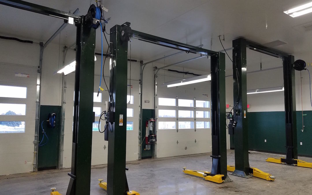 Des Moines Car Lift Repair | Building A New Business? Call Us Today!