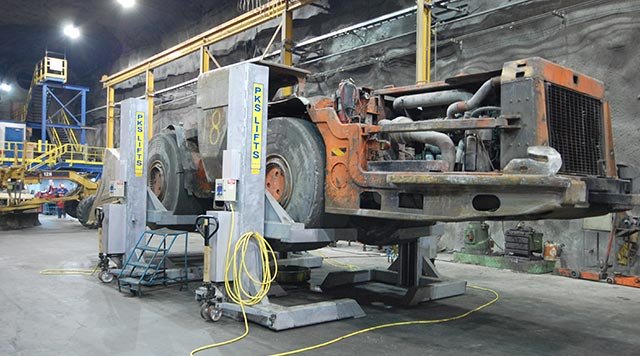 PKS mobile column lift installed 3,750 feet down in a Manitoba mine