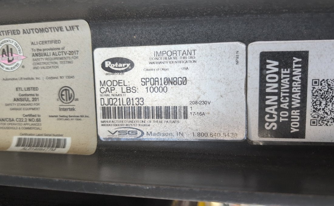 Rotary SPOA10 2-post lift model plate on the column